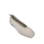 Carmela Γυναικείες δερμάτινες μπαλαρίνες 163140 Off-White - Image 3